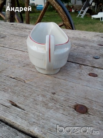 Порцеланова кана,каничка, снимка 2 - Антикварни и старинни предмети - 17009289