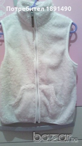 Меко пухкаво елече Н&М в отлично състояние