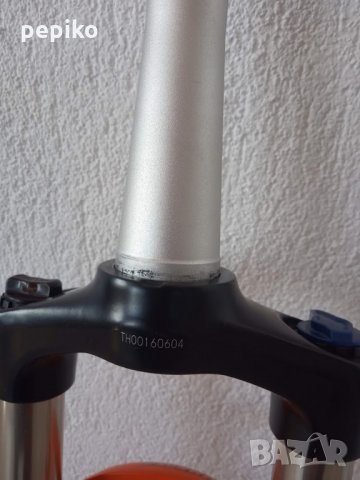 Продавам колела внос от Германия магнезиева вилка SR SUNTFUR XCR 32-29 цола диск 160мм., снимка 12 - Части за велосипеди - 24409045