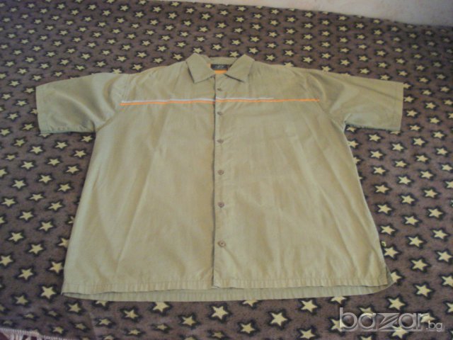 Продавам мъжка риза Protest, къс ръкав