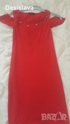 Червена рокля , снимка 1 - Рокли - 21601038