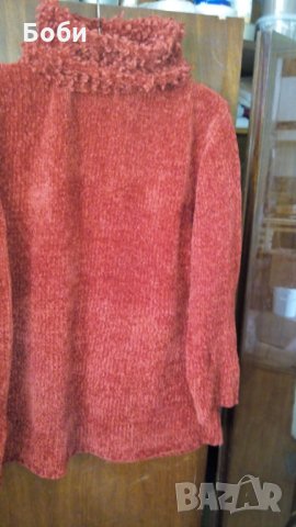 Дамска блуза с висока яка, снимка 1 - Блузи с дълъг ръкав и пуловери - 23316836