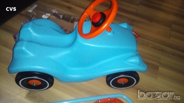 Детска кола BIG-Bobby-Car-Classic с дръжка за родители - нова!, снимка 12 - Коли, камиони, мотори, писти - 20406934