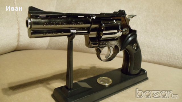 Револвер запалка, снимка 1 - Антикварни и старинни предмети - 17423004