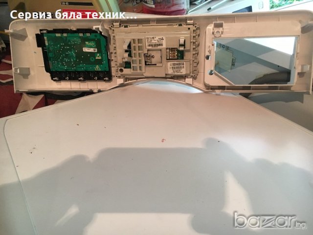 Продавам отлична управляваща платка с предният панел за автоматична пералня Whirlpool AWO 6 Sense 91, снимка 2 - Друга електроника - 18409430