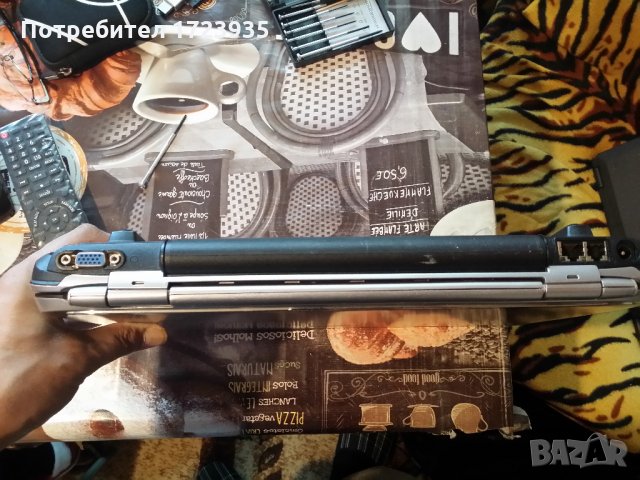 Toshiba, снимка 4 - Лаптопи за дома - 26149452