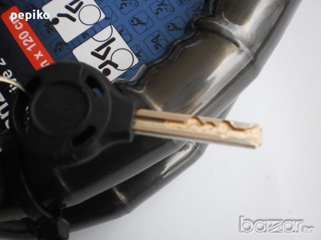 Продавам колела внос от Германия ключалка , заключващо устройство за велосипед , мотопед модел 2014, снимка 2 - Части за велосипеди - 9350694