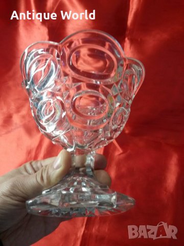 Красива Бонбониера КРИСТАЛНО Стъкло