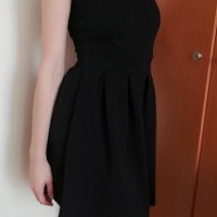 SALE! Стилна черна рокля с колие, снимка 2 - Рокли - 25613194