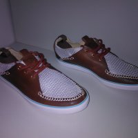 Adidas оригинални спортни обувки, снимка 1 - Маратонки - 24479835