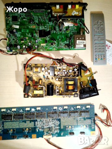 CROWN LCD TFT 32765 със счупена матрица.