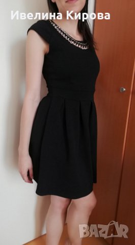 SALE! Стилна черна рокля с колие, снимка 2 - Рокли - 25613194