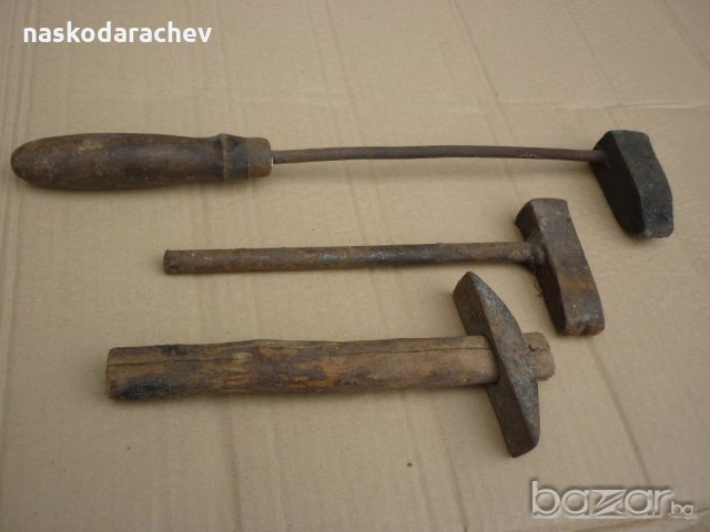 Старинни инструменти: трион, стъргало, цигански поялник, чукче, керпеден, ножици, снимка 8 - Антикварни и старинни предмети - 20704392
