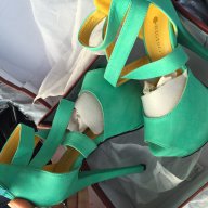 Зелени сандали с ток и платформа 15 см . Размер 35, снимка 7 - Сандали - 13840000