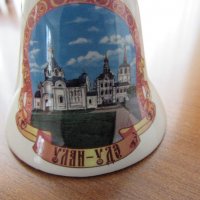  Порцеланова камбанка-5 см-сувенир от Улан Уде-Русия, снимка 1 - Други ценни предмети - 21135265