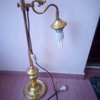 Стара месингова лампа, снимка 1 - Антикварни и старинни предмети - 26039907