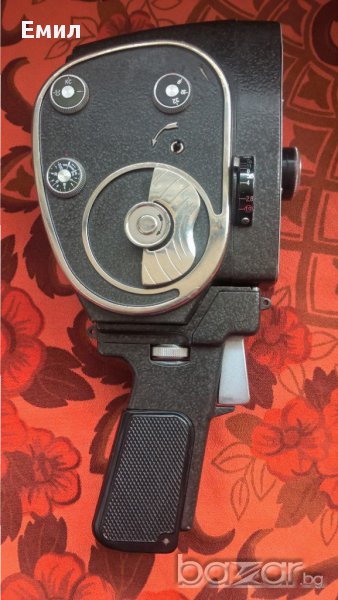 Стара съветска кинокамера " Quarz"., снимка 1