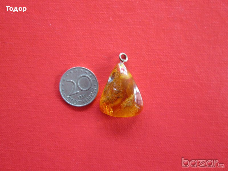 Невероятна висулка медальон колие от естествен балтийски кехлибар, снимка 1