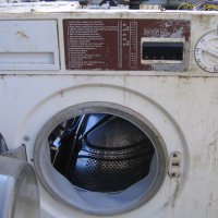 Продавам на части пералня Перла-пералнята е с ръждиви ламарини , снимка 4 - Перални - 19699394