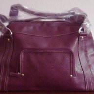 Дамска чанта, снимка 1 - Чанти - 17778394