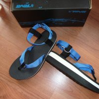 Намалени на 50лв - TEVA Flatform French Blue Platform Sandals - нови сандали, снимка 2 - Сандали - 21988728