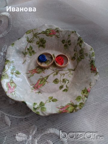 Поставка за халки - Розов храст