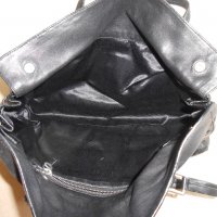 Дамска малка черна чанта   Prada 100 % кожа, снимка 8 - Чанти - 21281226