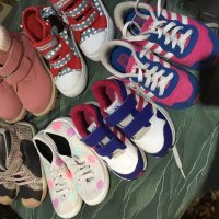Обувки за момиче, снимка 1 - Детски маратонки - 24352000