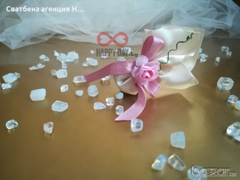 Сватбено къметче за хвърляне Лейла, снимка 1