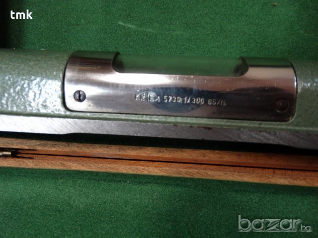 машинен нивелир KINEX 300x300 mm, снимка 8 - Измервателни инструменти - 20574274