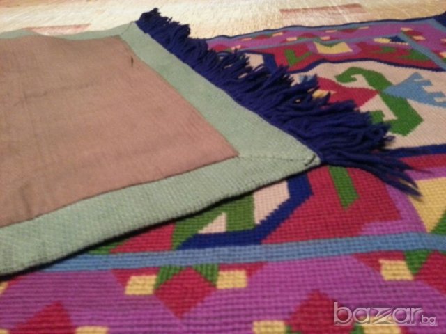 Кавьор с вълнени конци, снимка 3 - Декорация за дома - 20866436