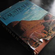 Книга "L,AUSTRALIE ET LES ILES DU SUD - ALLEN KEAST" - 300 стр., снимка 7 - Специализирана литература - 7602673