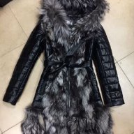 дамско палто от лисица миеща мечка и естествена агнешка кожа, снимка 1 - Палта, манта - 16790425