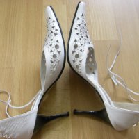 Стилни НОВИ 40-41номер, снимка 1 - Дамски елегантни обувки - 25297143