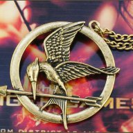 Брошка от Игрите на глада 1 Сойка присмехулка Hunger Games Mockingjay, цвят бронз, сребро или злато, снимка 4 - Колиета, медальони, синджири - 9536049