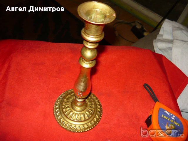 Страхотен бронзово месингов свещник Свастики , снимка 1