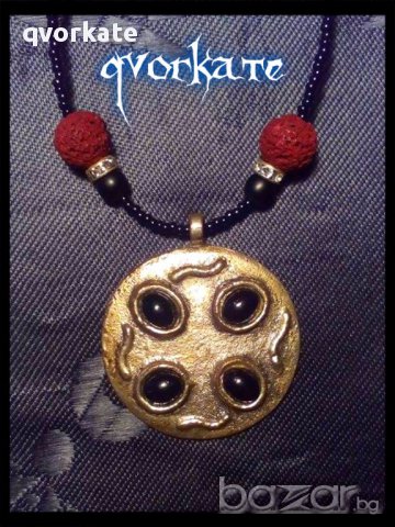 Колие с плочка, снимка 2 - Колиета, медальони, синджири - 15650361