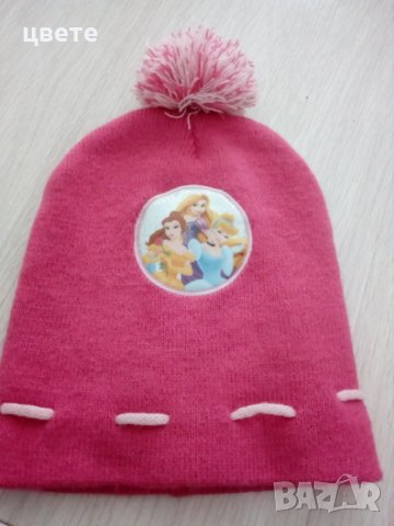  шапка с принцеси на Disney, снимка 1 - Шапки, шалове и ръкавици - 24382253