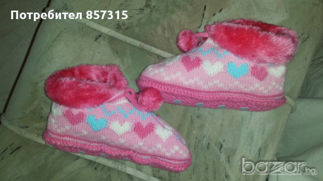 Нови пантофи № 30-32, снимка 1 - Бебешки обувки - 9711193