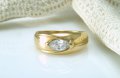 златен пръстен, тип халка, с цирконий форма маркиз 3.23 грама, размер 54, снимка 3