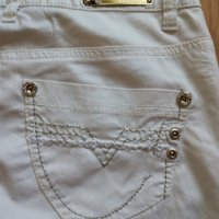 Бели дамски панталонки, снимка 2 - Къси панталони и бермуди - 25953828