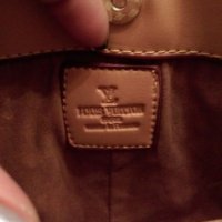 Нова чанта   LOUIS VUITTON, снимка 3 - Чанти - 20952356