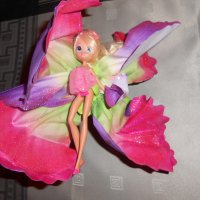 Колекционерска Barbie Blooming Thumbelina 2008 г , снимка 1 - Кукли - 23111432