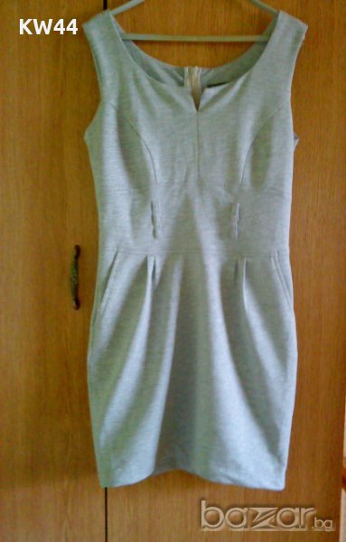 Сива рокля, снимка 1