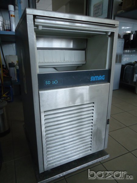 Ледогенератор втора употреба внос от Италия марка SIMAG от 20 кг. до 500кг. за 24 часа. Цени от 550 , снимка 1