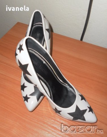 Бежови елегантни обувки, снимка 1 - Дамски обувки на ток - 13775497