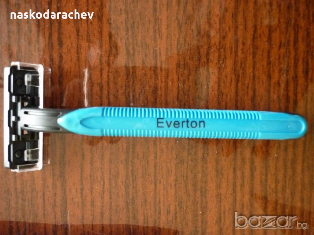 Четки за зъби и самобръсначки на футболен клуб Евертън Англия, снимка 6 - Колекции - 20563991