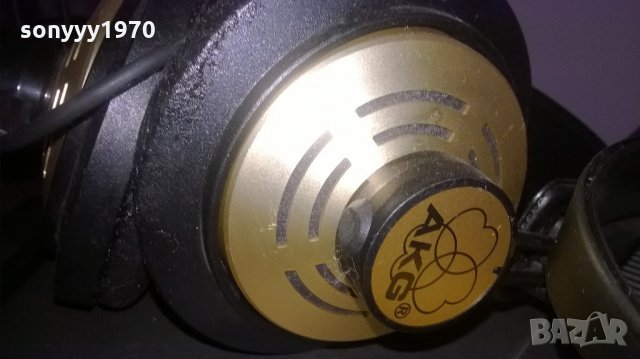 поръчано-akg monitor-в злато-внос швеицария, снимка 8 - Слушалки и портативни колонки - 22108433