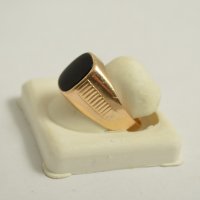 златен пръстен 47664-3, снимка 2 - Пръстени - 23689826