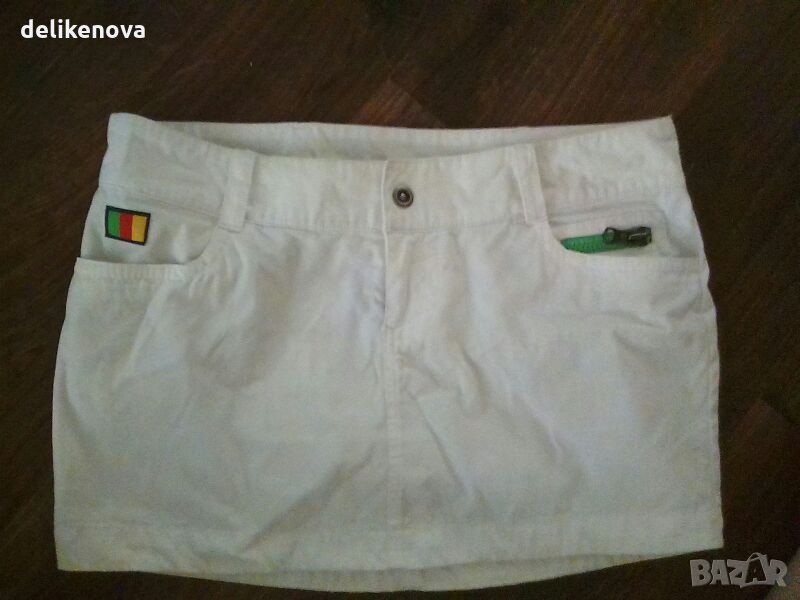 PUMA. Original. Size M Бяла къса пола., снимка 1